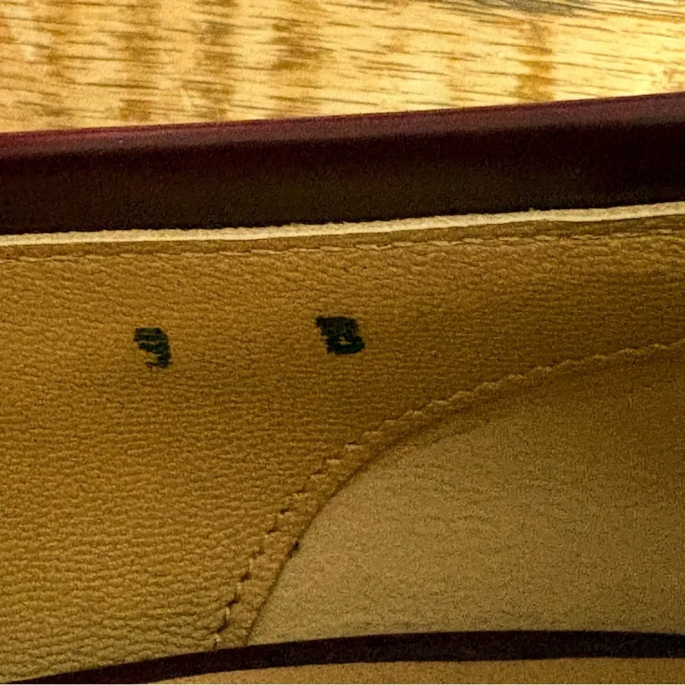 New Salvatore Ferragamo Burgundy Loafers - Picture 5 of 7